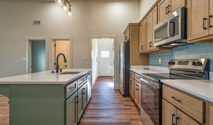 108 Flat C Quarry Rd, Auburn, KY 42206 - 2 Beds, 2 Bath