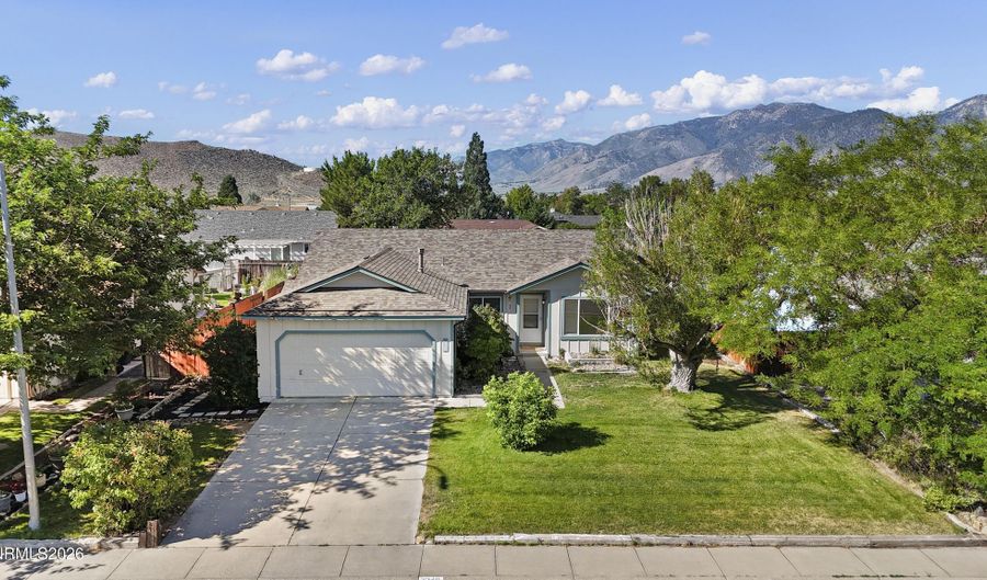 1349 Mary Jo Dr, Gardnerville, NV 89460 - 3 Beds, 2 Bath