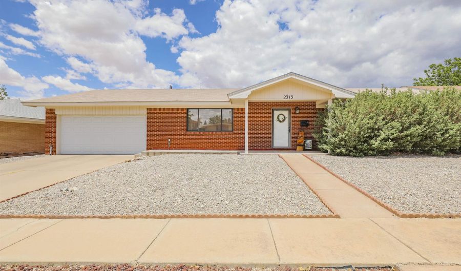 2313 Rancho Ln, Alamogordo, NM 88310 - 3 Beds, 2 Bath