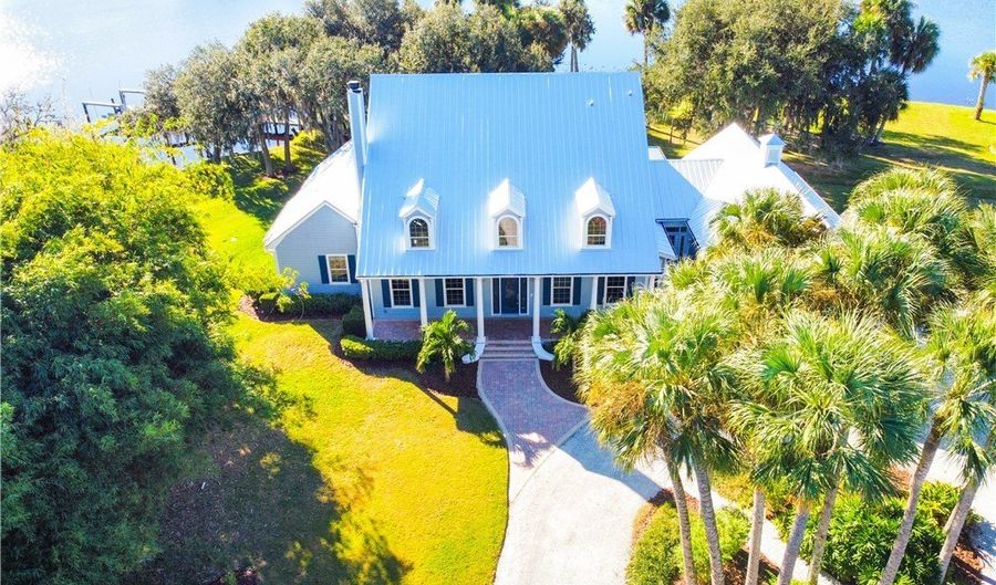 16470 Oakview Cir, Alva, FL 33920 - 5 Beds, 5 Bath