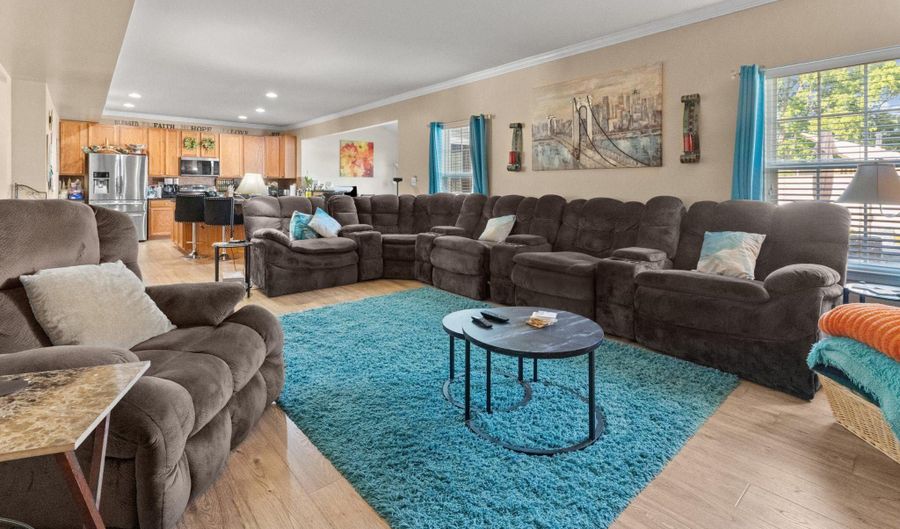 1304 AMEDORO Ct, Abingdon, MD 21009 - 5 Beds, 3 Bath