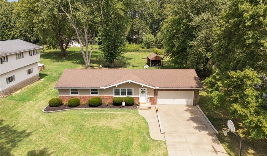 2087 Lake Rd, Akron, OH 44312 - 3 Beds, 1 Bath
