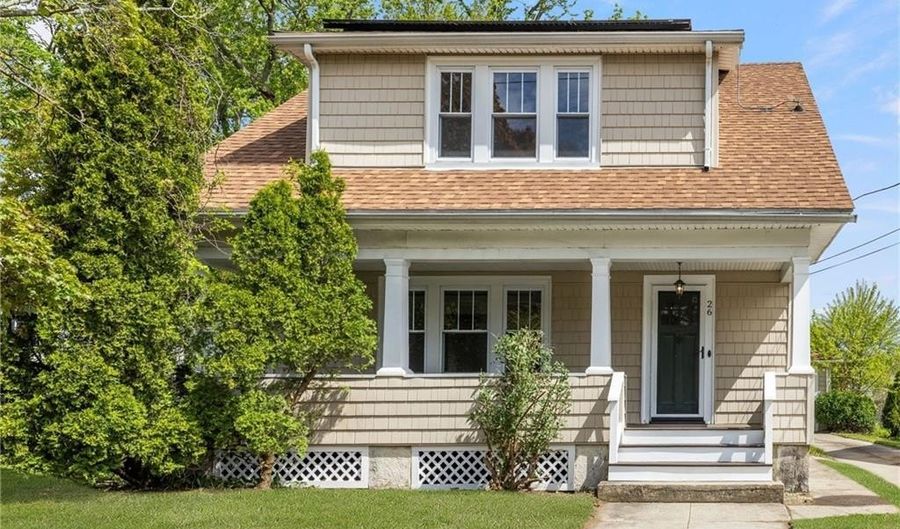 26 Welfare Ave, Cranston, RI 02910 - 3 Beds, 2 Bath