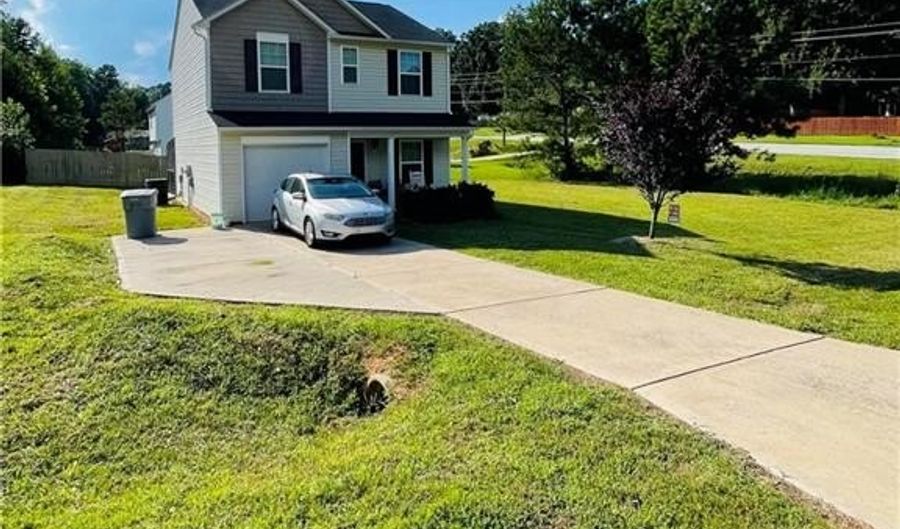 1797 Windcrest Rd, Asheboro, NC 27203 - 3 Beds, 3 Bath