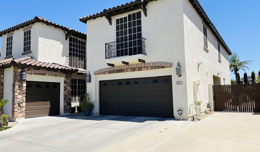 931 E CANYON Way, Chandler, AZ 85249 - 5 Beds, 3 Bath