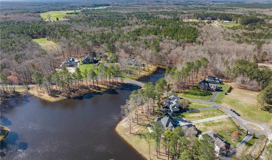 13494 Lakeview Farms Pl, Ashland, VA 23005 - 6 Beds, 4 Bath