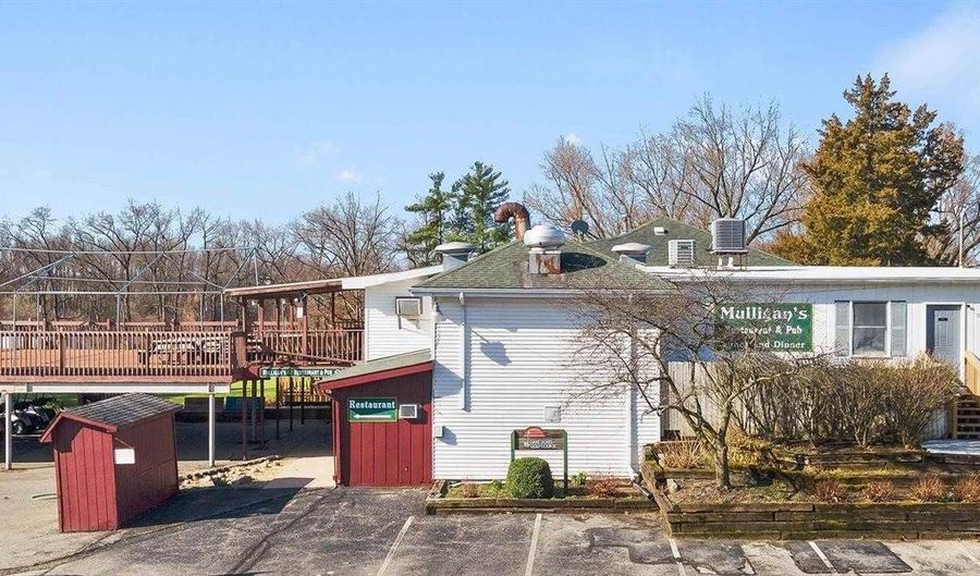 1445 W 275 N Rd, Angola, IN 46703 - 0 Beds, 4 Bath