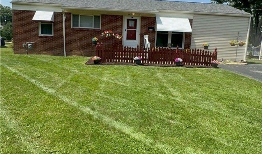 568 Purdue Ave, Austintown, OH 44515 - 2 Beds, 3 Bath