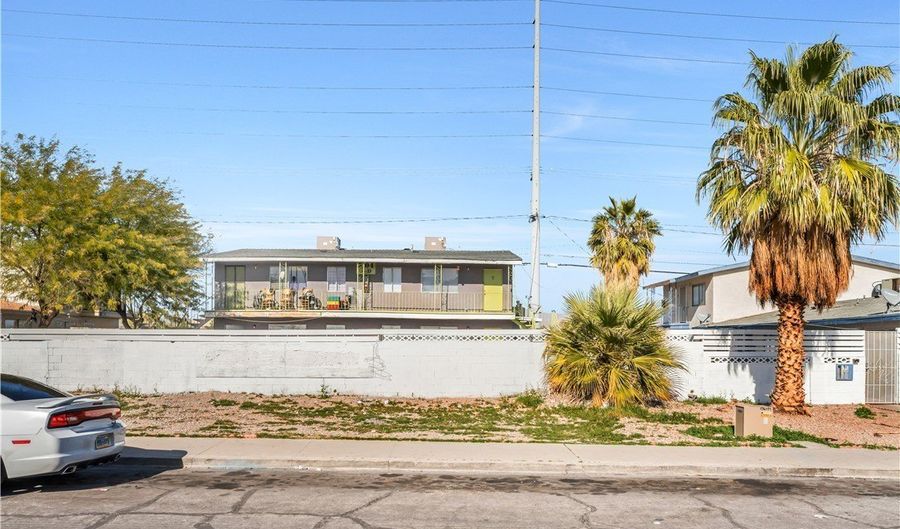 5104 Pebble Beach Blvd A, Las Vegas, NV 89108 - 2 Beds, 1 Bath