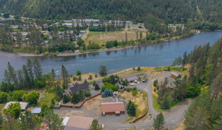 367 290 Trails End Rd, Ahsahka, ID 83520 - 4 Beds, 2 Bath