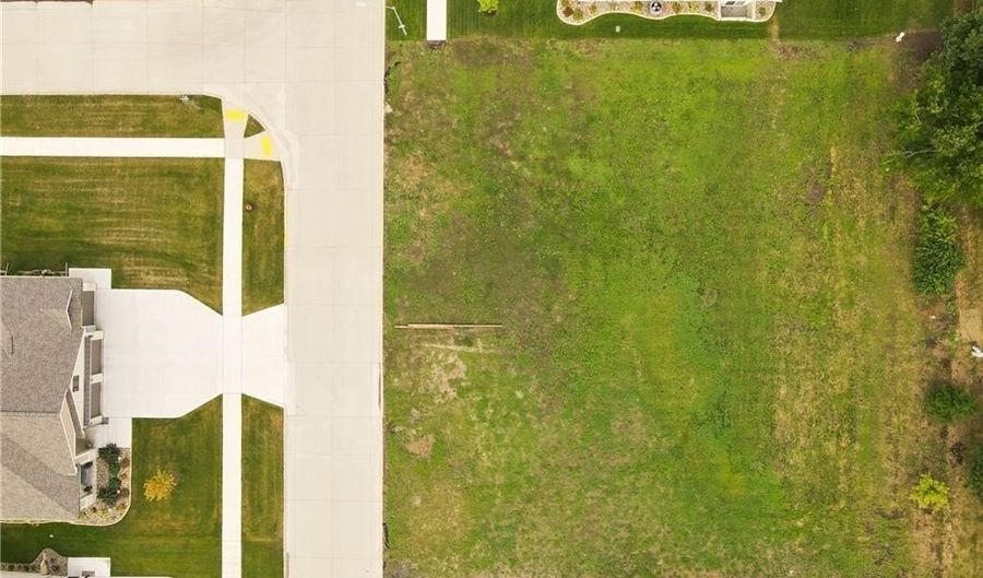 2109 14th St SW, Altoona, IA 50009 - 0 Beds, 0 Bath