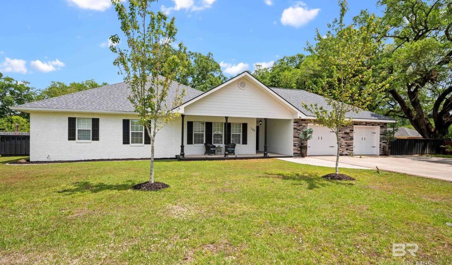 100 Monteith Oaks Dr, Foley, AL 36535 - 3 Beds, 3 Bath