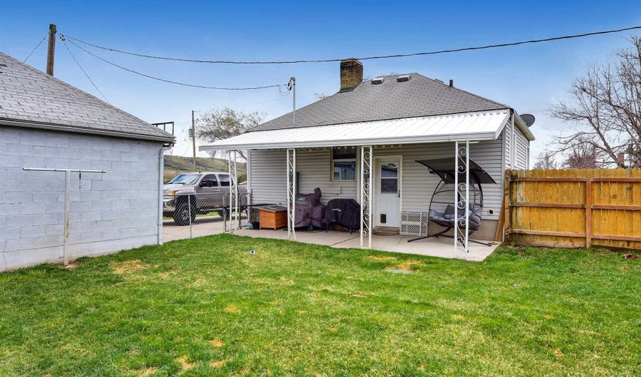 90 S Railroad, Arimo, ID 83214 - 3 Beds, 1 Bath