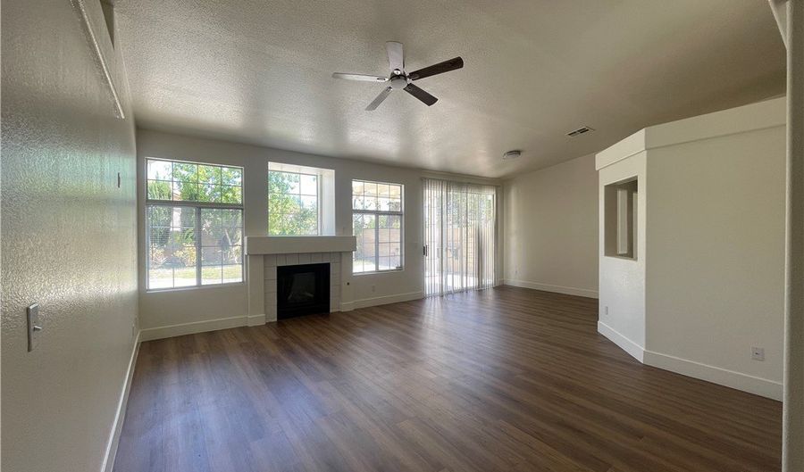 2538 Furnace Creek Ave, Henderson, NV 89074 - 2 Beds, 2 Bath