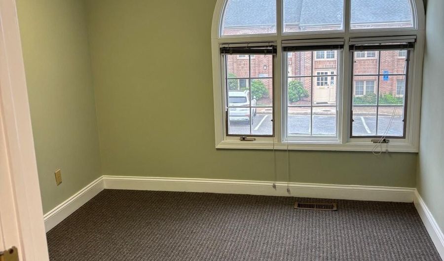 7002 EVERGREEN Ct, Annandale, VA 22003 - 0 Beds, 0 Bath