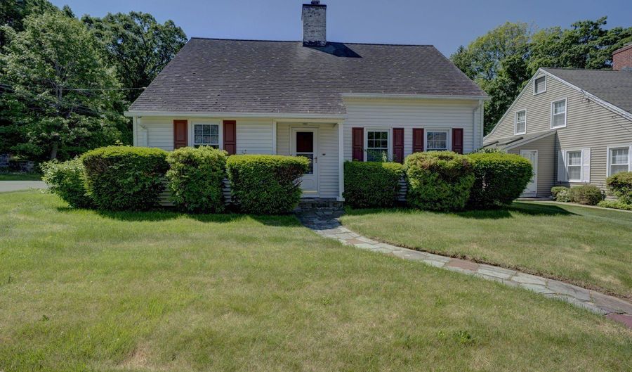 176 Stearns St, Bristol, CT 06010 - 3 Beds, 2 Bath
