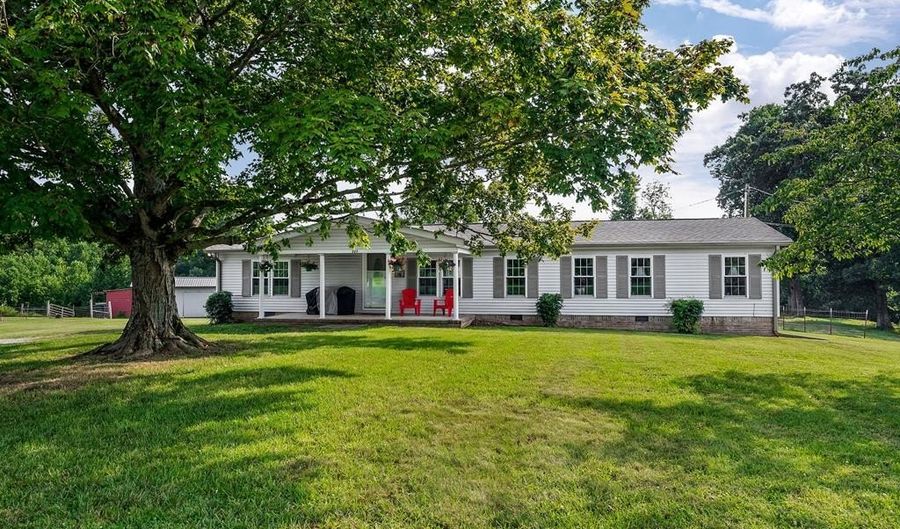 227 Bar Rd, Baxter, TN 38544 - 3 Beds, 2 Bath