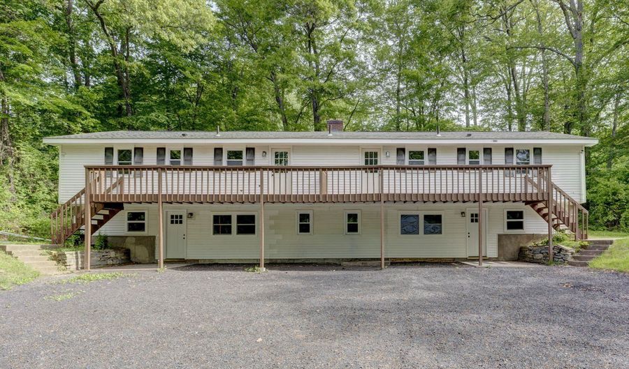 131 Campmeeting Rd, Bolton, CT 06043 - 6 Beds, 4 Bath