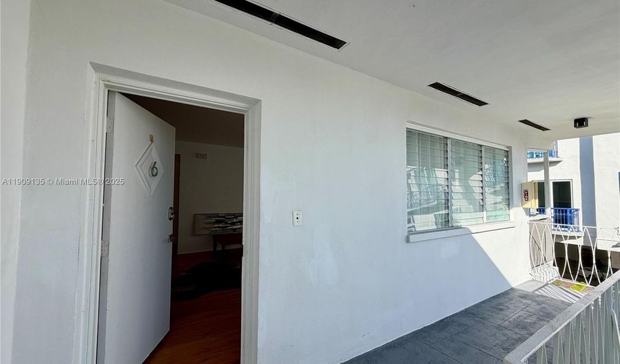 1135 101st St 6, Bay Harbor Islands, FL 33154 - 2 Beds, 2 Bath