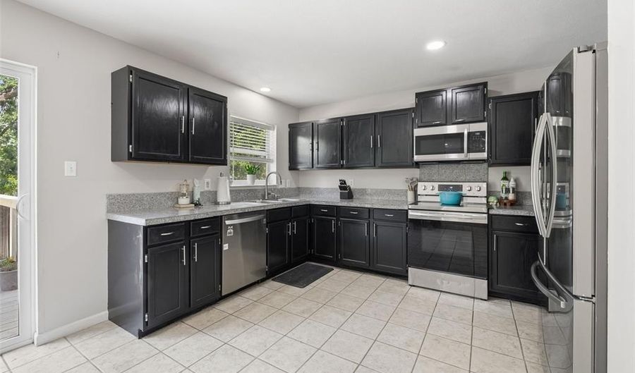 3803 N Barrington Ct, Arnold, MO 63010 - 3 Beds, 3 Bath