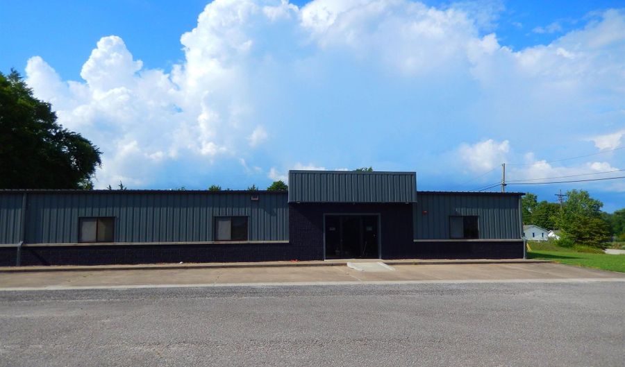 3307 Mitchell Rd, Bedford, IN 47421 - 0 Beds, 2 Bath