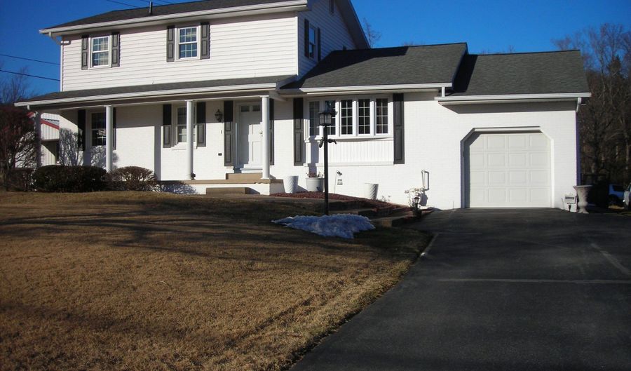 3576 Juniata Gap Rd, Altoona, PA 16601 - 3 Beds, 2 Bath