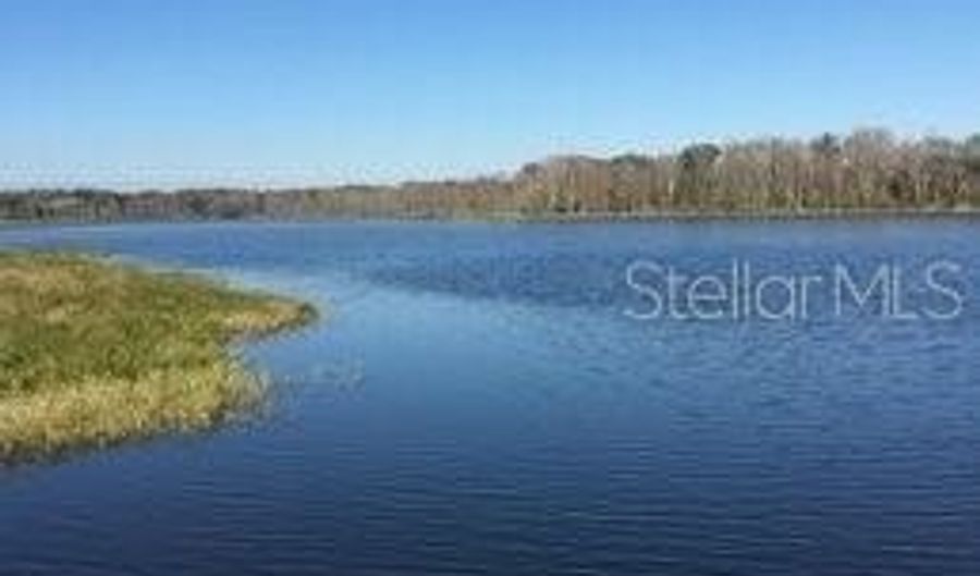 531 1st Ave, Altamonte Springs, FL 32714 - 3 Beds, 2 Bath