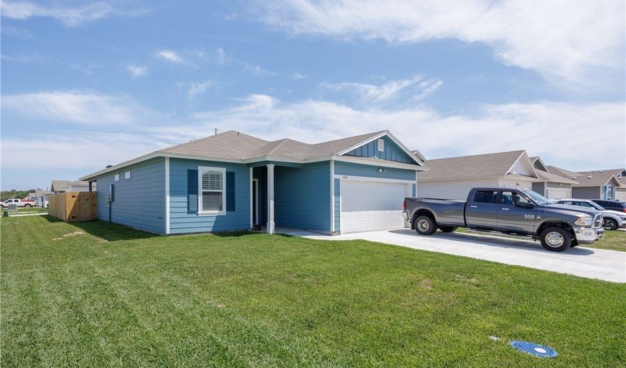 1941 Estes Flats Dr, Aransas Pass, TX 78336 - 4 Beds, 2 Bath