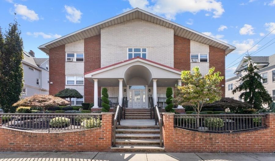 34 E 32ND St B5, Bayonne, NJ 07002 - 1 Beds, 1 Bath