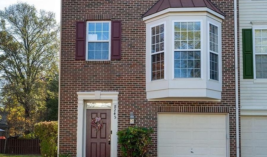 8245 LAMBERTS Ln, Alexandria, VA 22309 - 3 Beds, 3 Bath