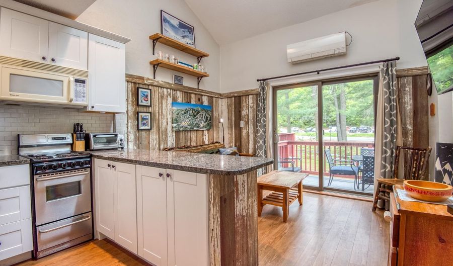 1 N River Run Dr, Bartlett, NH 03812 - 1 Beds, 2 Bath