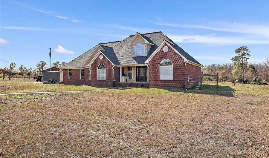 406 Lawrence Conehatta Rd Rd, Lawrence, MS 39336 - 3 Beds, 2 Bath