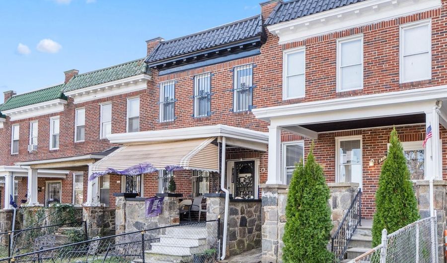 1415 CARSWELL St, Baltimore, MD 21218 - 4 Beds, 2 Bath