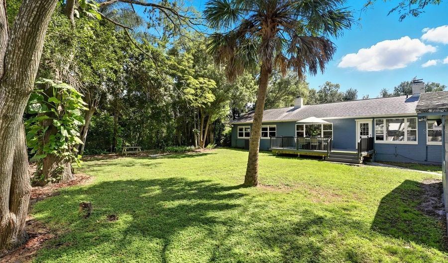 2305 BUCKMINSTER Cir, Orlando, FL 32803 - 3 Beds, 2 Bath