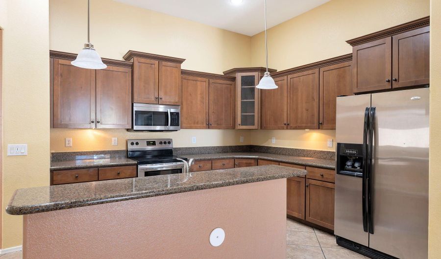 13779 W EARLL Dr, Avondale, AZ 85392 - 4 Beds, 2 Bath