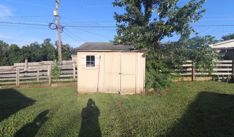 5 Valley High Ln, Augusta, KY 41002 - 3 Beds, 3 Bath