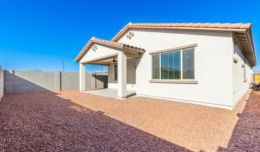 21591 W PAPAGO St, Buckeye, AZ 85326 - 3 Beds, 2 Bath
