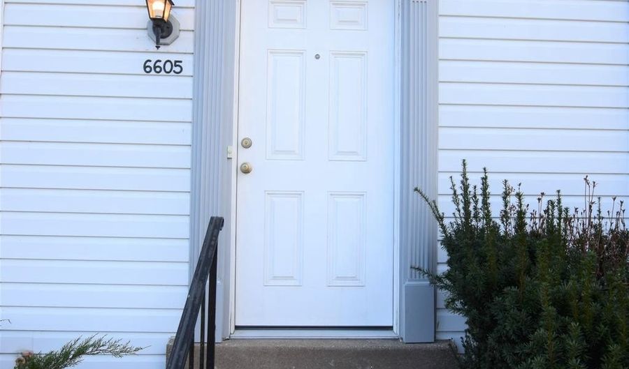 6605 BRIARLEIGH Way, Alexandria, VA 22315 - 2 Beds, 3 Bath