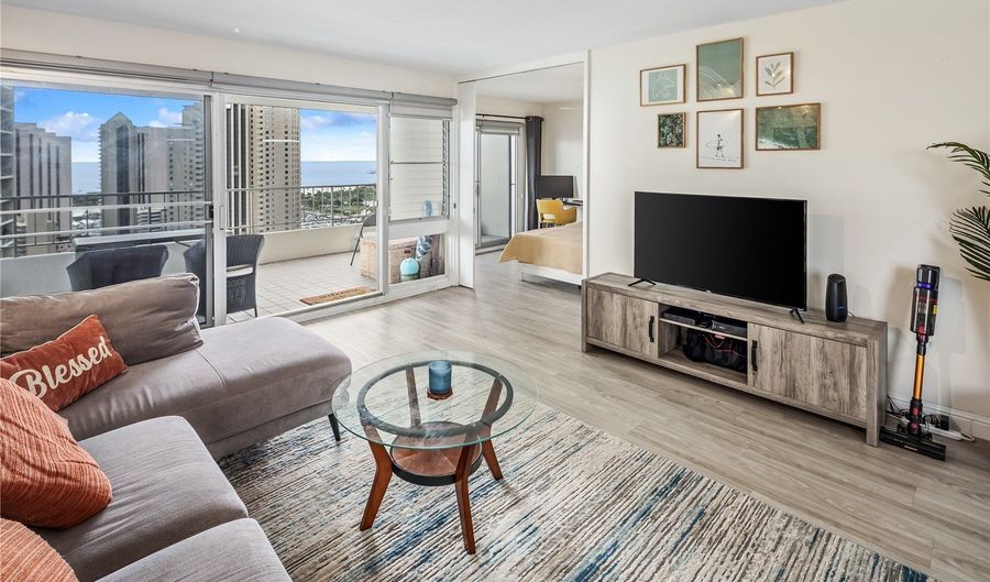 1717 Ala Wai Blvd Phii 7 (3107), Honolulu, HI 96815 - 3 Beds, 2 Bath
