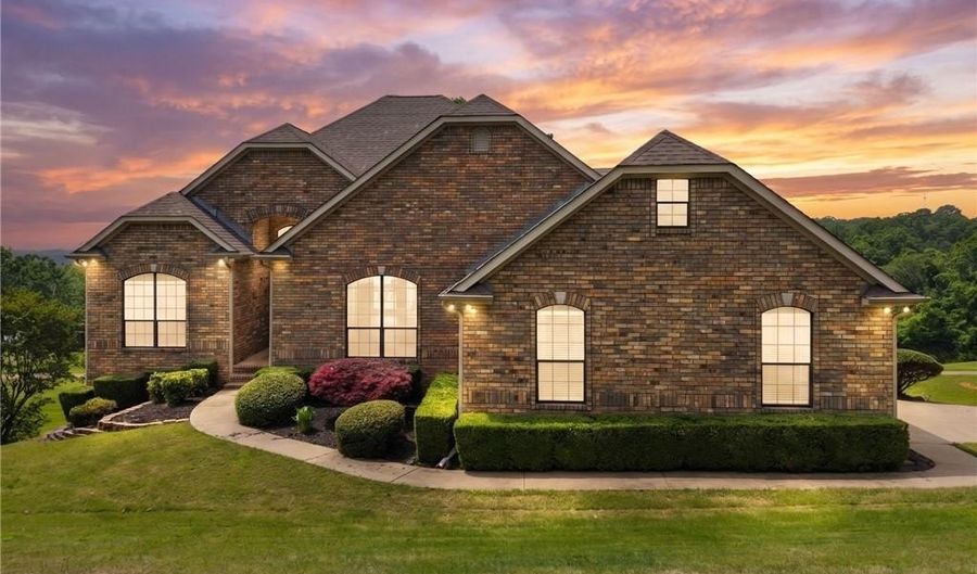 3819 TPC Dr, Alma, AR 72921 - 3 Beds, 3 Bath