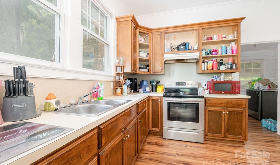 816 Fulton St, Albemarle, NC 28001 - 2 Beds, 1 Bath