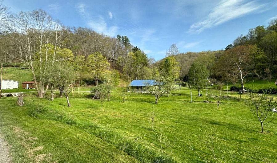 1170 Straight Run Rd, Alum Bridge, WV 26321 - 3 Beds, 1 Bath