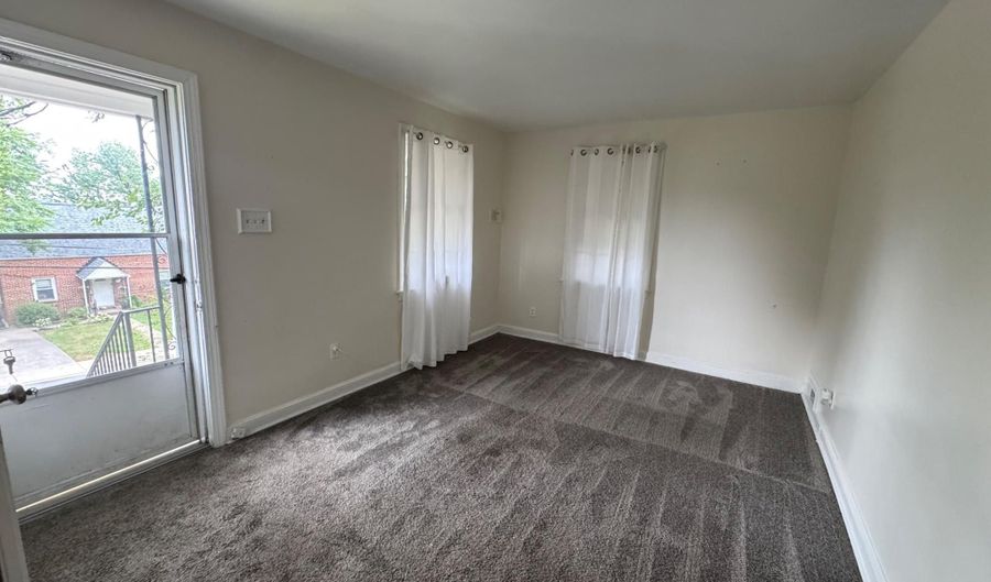 5444 VARNUM St, Bladensburg, MD 20710 - 5 Beds, 3 Bath