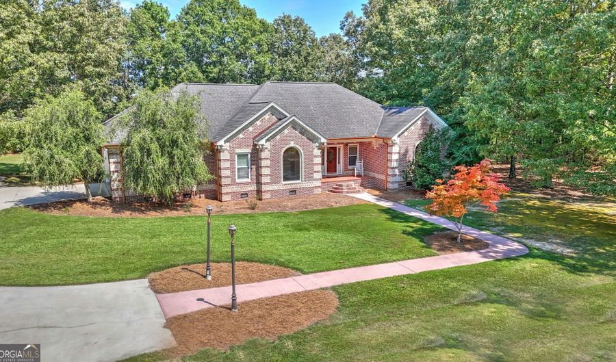 2011 Bailey Rd SE, Aragon, GA 30104 - 3 Beds, 4 Bath