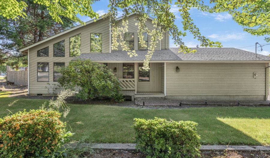 2641 NW Crocker Ln, Albany, OR 97321 - 3 Beds, 3 Bath
