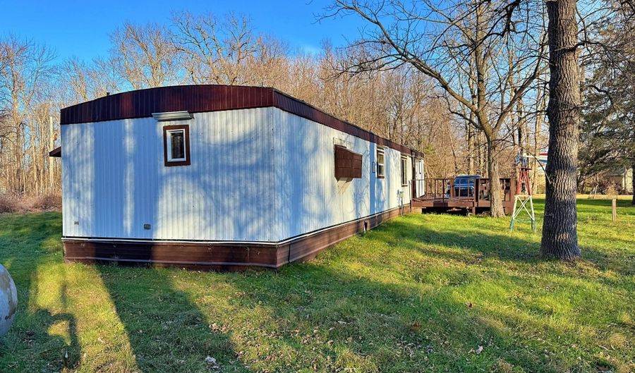 38602 241st St, Aitkin, MN 56431 - 2 Beds, 2 Bath