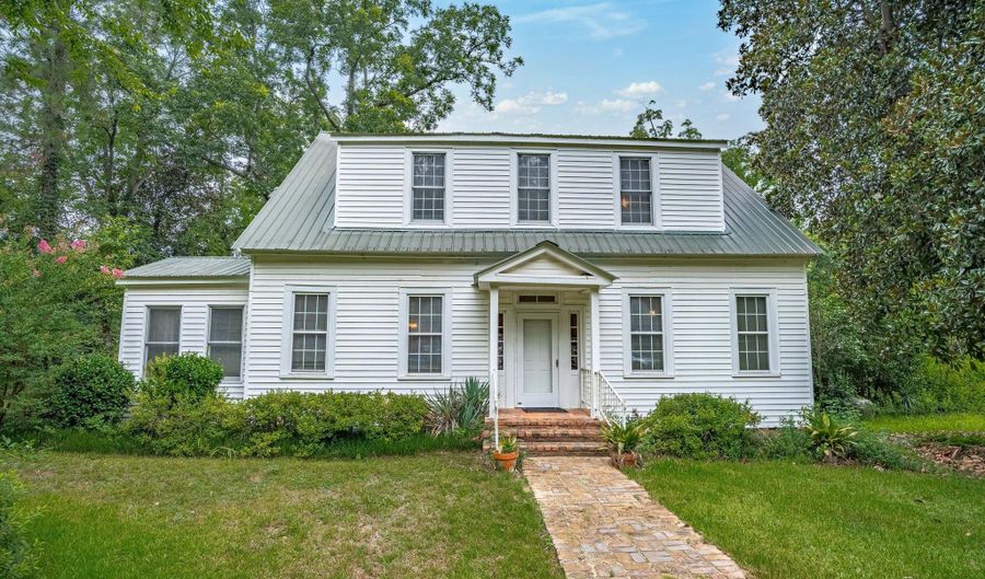 242 Hammond Rd, Beech Island, SC 29842 - 5 Beds, 2 Bath