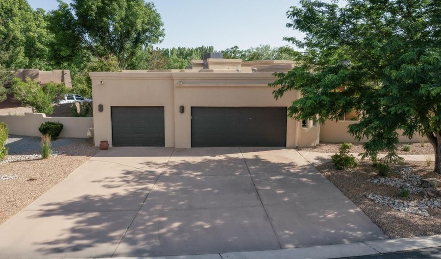 317 PLAZA MUCHOMAS, Bernalillo, NM 87004 - 4 Beds, 3 Bath