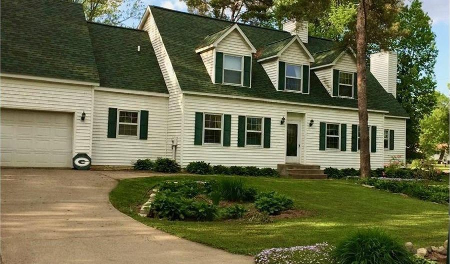 227 Donatelle St, Amery, WI 54001 - 4 Beds, 4 Bath