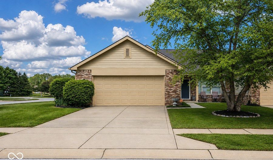 7151 Brant Pointe Cir, Indianapolis, IN 46217 - 2 Beds, 2 Bath